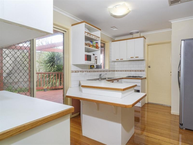 2 Cronin Court, Cheltenham VIC 3192