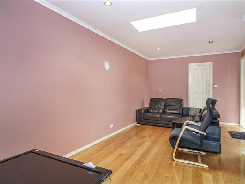 2 Cronin Court, Cheltenham VIC 3192