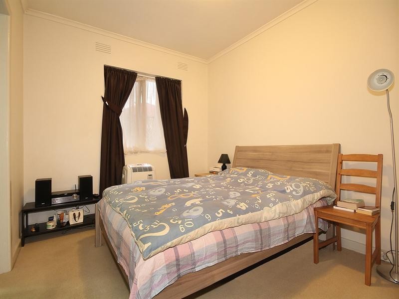 11/30 Oak Grove, Malvern East VIC 3145