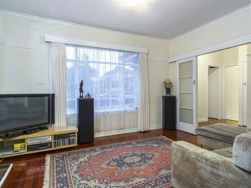 83 Stockdale Avenue, Bentleigh East VIC 3165