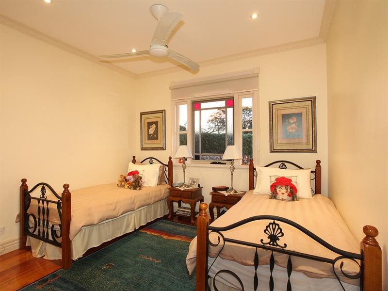 20 Legon Road, Oakleigh South VIC 3167