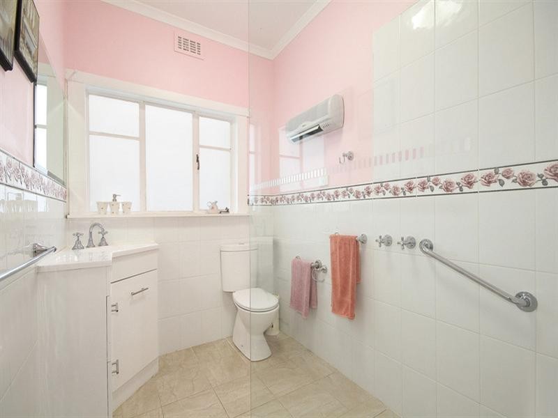 10 Ricourt Avenue, Murrumbeena VIC 3163