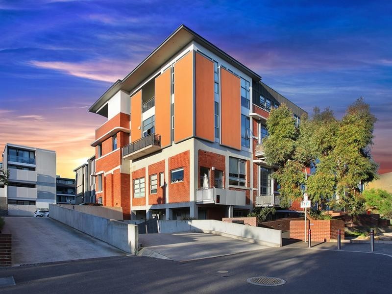 D204/8 Blanche Street, St Kilda VIC 3182