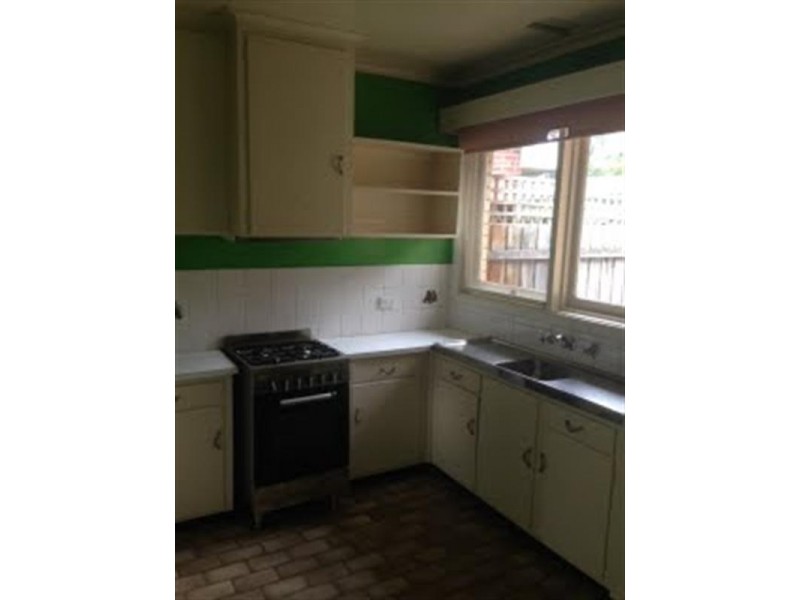 5 Marmara Drive, Elsternwick VIC 3185