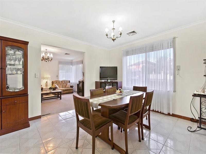 90 Chandler Road, Noble Park VIC 3174