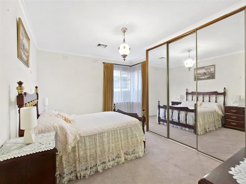 90 Chandler Road, Noble Park VIC 3174