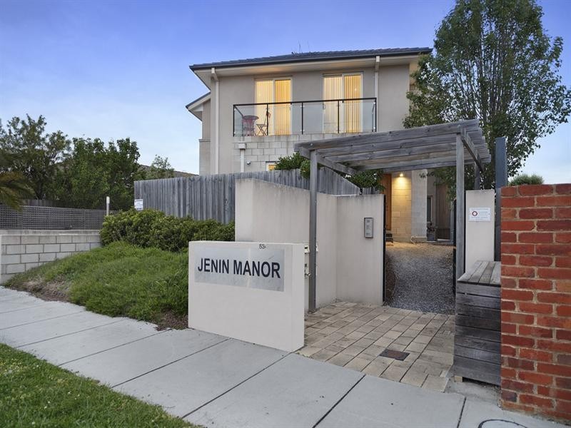 1/53A Coorigil Road, Carnegie VIC 3163