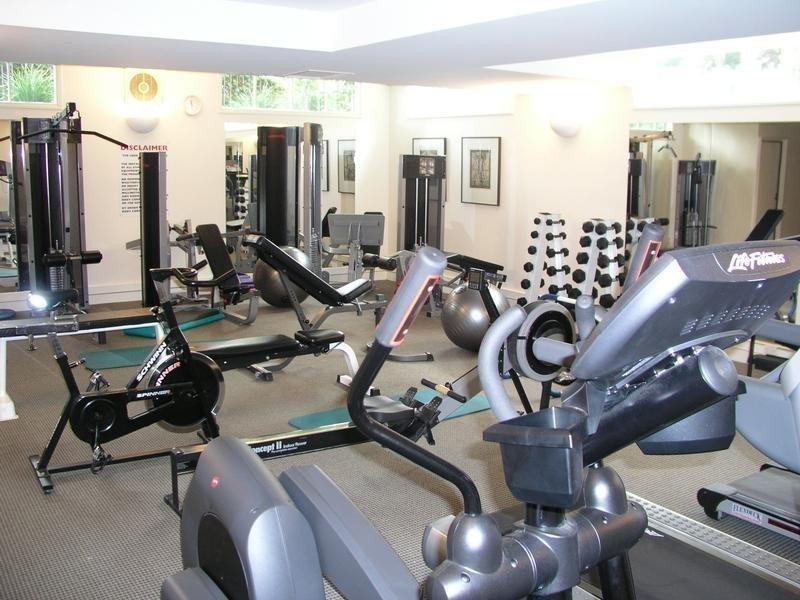 23/221 Wellington Parade South, Melbourne VIC 3000