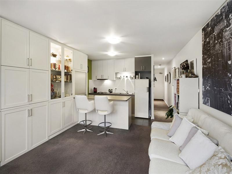 8/10-12 Woorayl Street, Carnegie VIC 3163