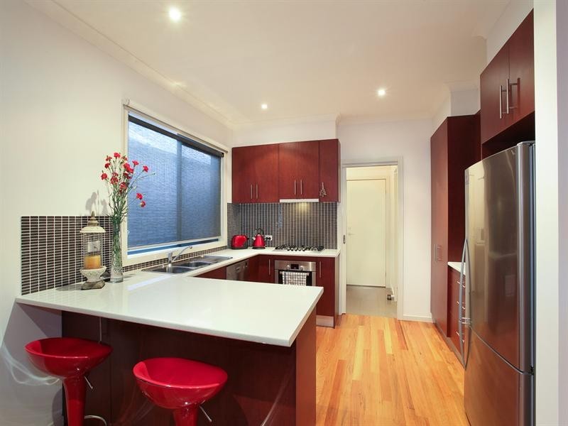 2/21 Golf Road, Oakleigh South VIC 3167