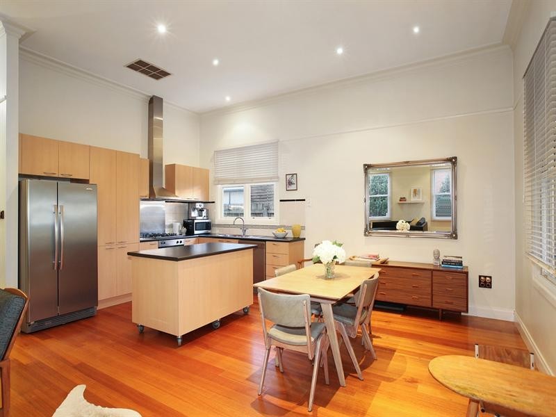 17 Latrobe Street, Hughesdale VIC 3166