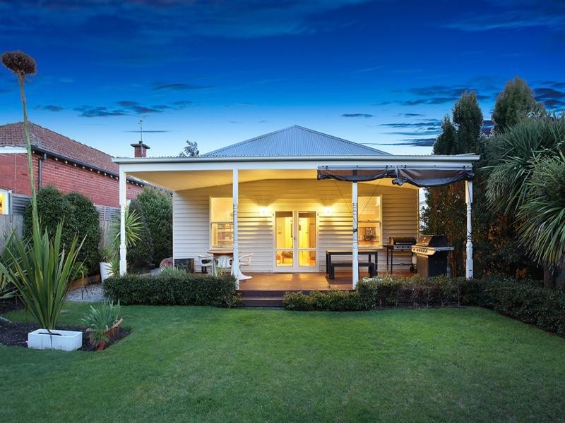 17 Latrobe Street, Hughesdale VIC 3166