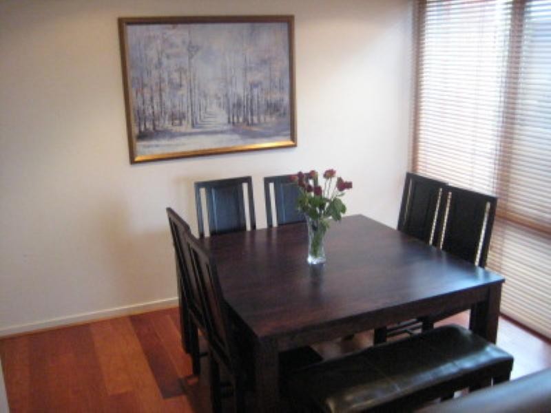 1/1385 Dandenong Road, Malvern East VIC 3145