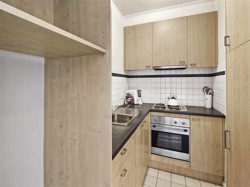 1/7 Truganini Road, Carnegie VIC 3163