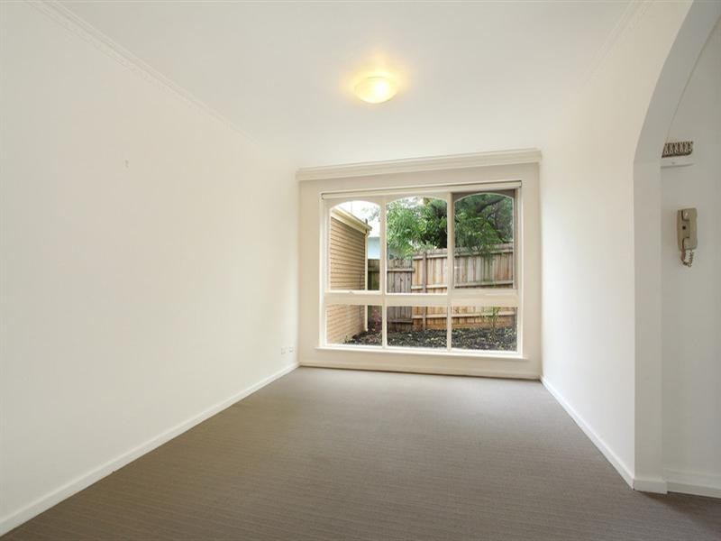 5/6 Griffiths Street, Caulfield VIC 3162