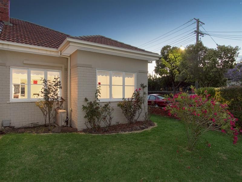 74 Oakleigh Road, Carnegie VIC 3163