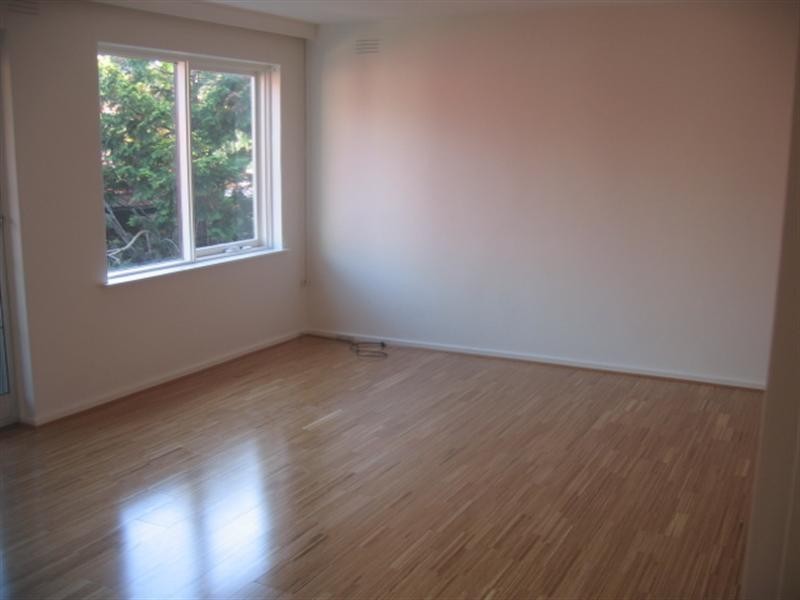 6/10 Dickens Street, Elwood VIC 3184