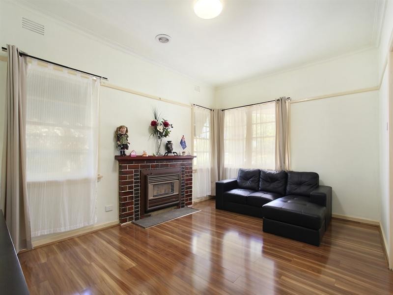 64 Haughton Road, Oakleigh VIC 3166