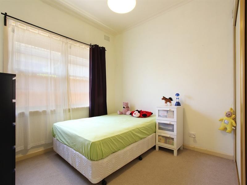 64 Haughton Road, Oakleigh VIC 3166