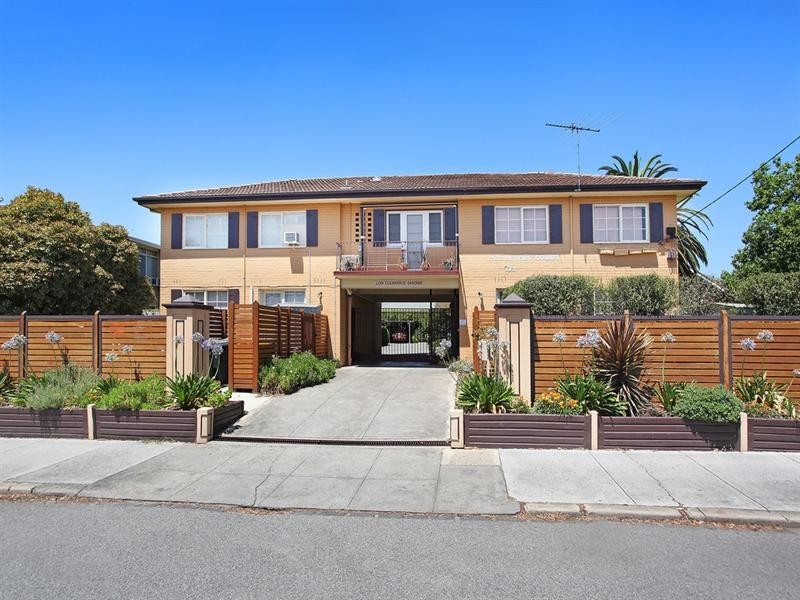 1/373 Neerim Road, Carnegie VIC 3163