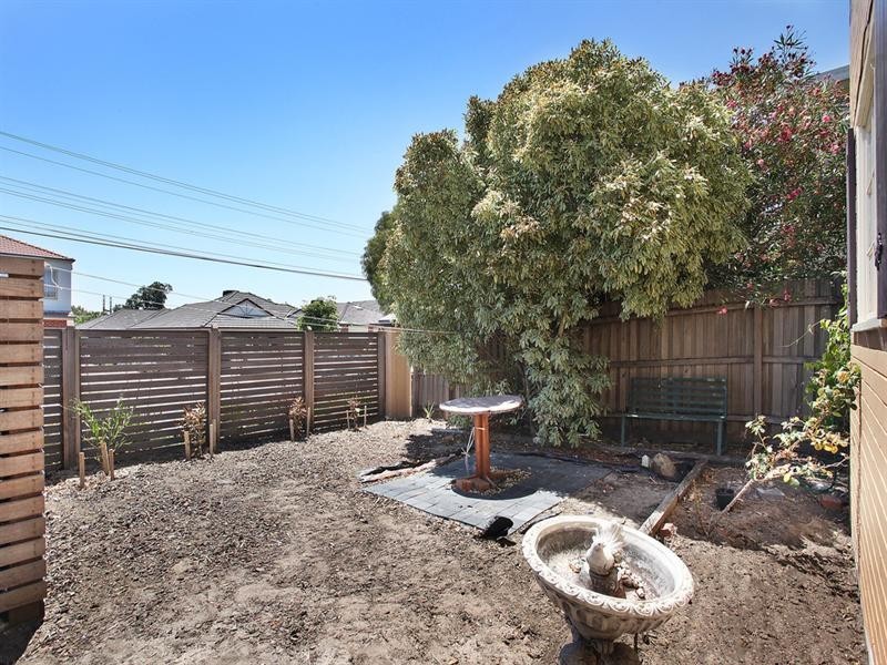 1/373 Neerim Road, Carnegie VIC 3163