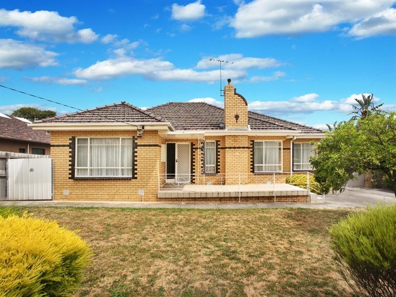 4 Sunshine Street, Oakleigh East VIC 3166