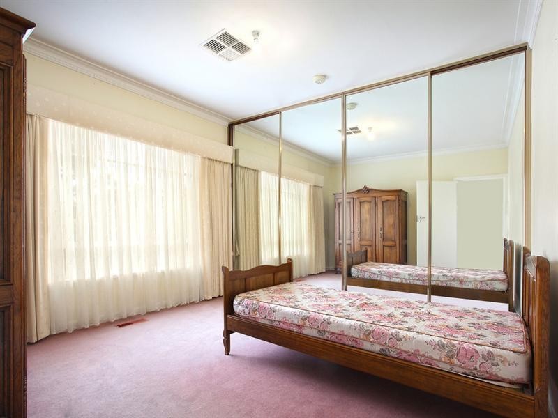 4 Sunshine Street, Oakleigh East VIC 3166