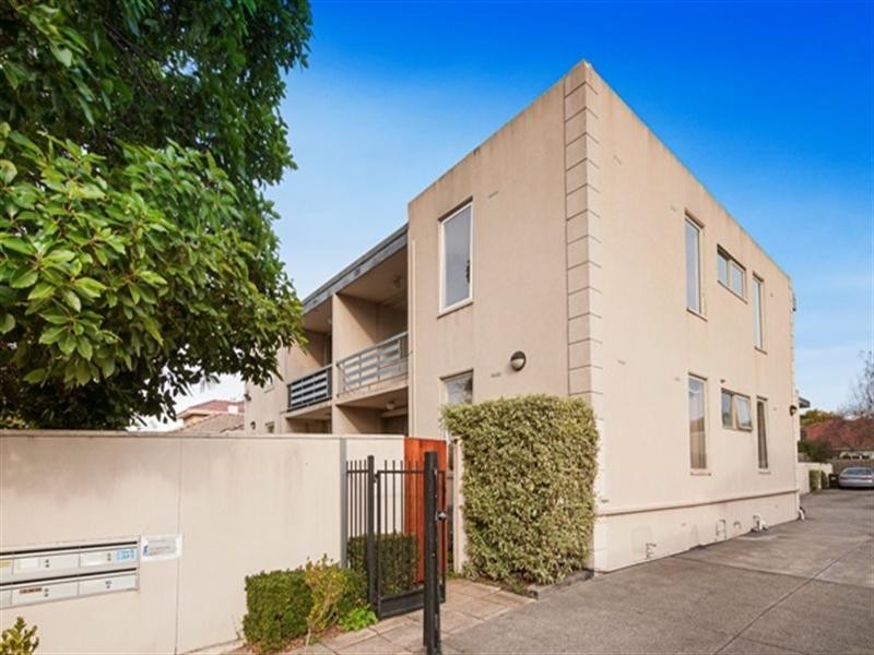 6/13 Elm Grove, Mckinnon VIC 3204