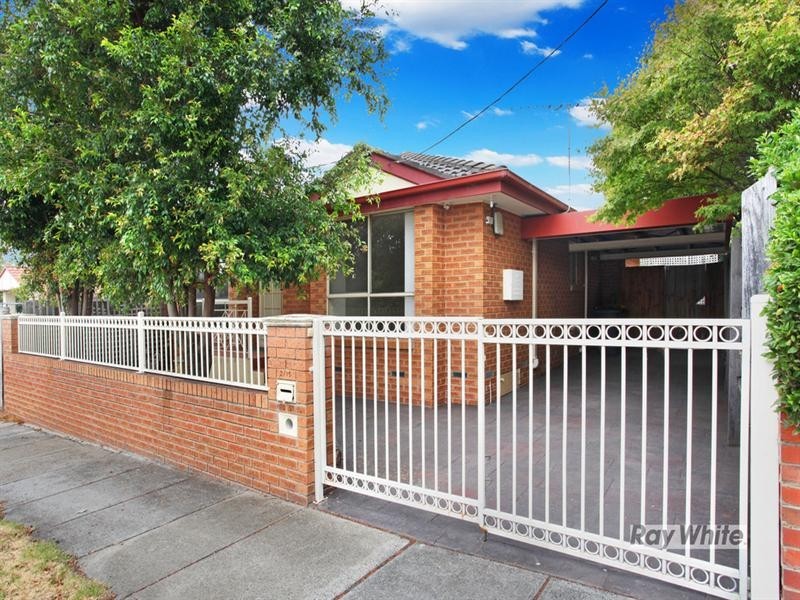 2/15 Reid Street, Murrumbeena VIC 3163