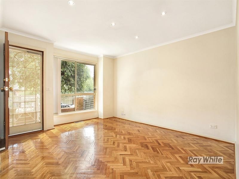 2/15 Reid Street, Murrumbeena VIC 3163