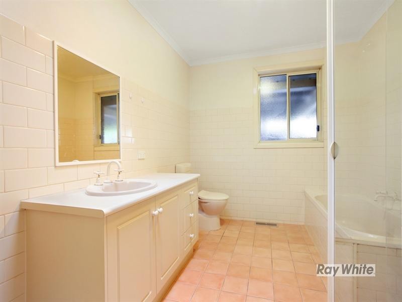 2/15 Reid Street, Murrumbeena VIC 3163