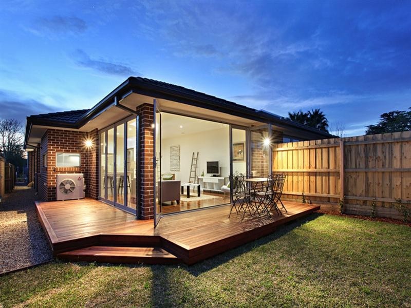 8a Carinya Road, Bentleigh East VIC 3165