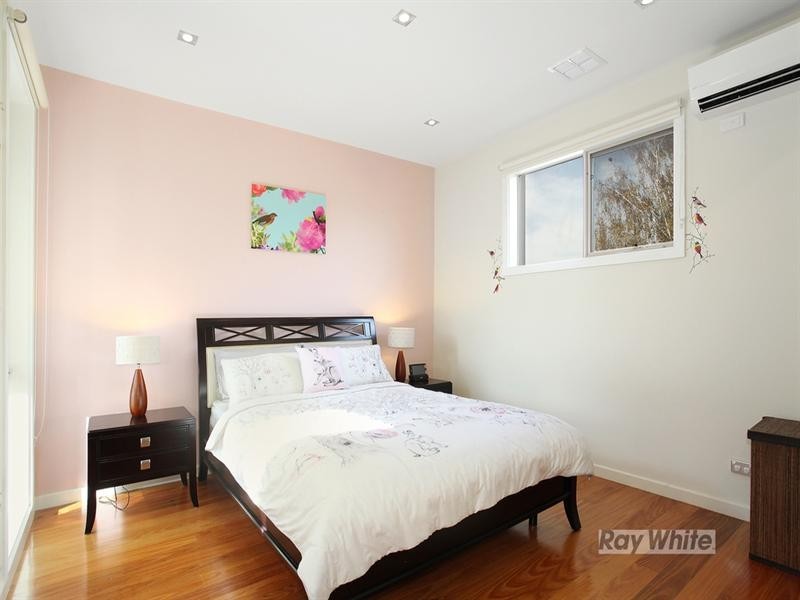 2/3 Victory Street, Murrumbeena VIC 3163