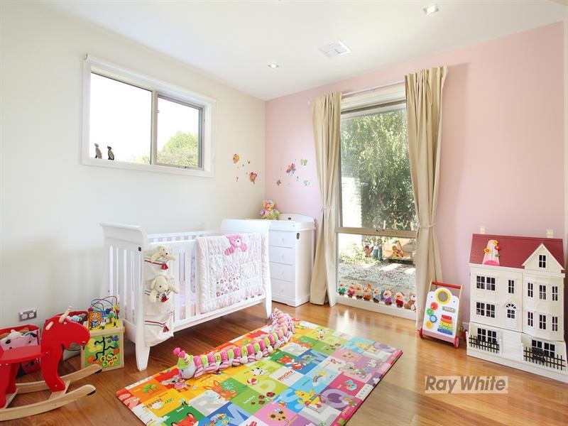 2/3 Victory Street, Murrumbeena VIC 3163