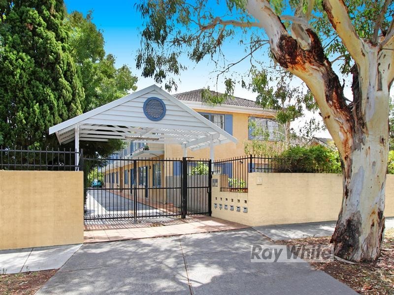 8/13 Ulupna Road, Ormond VIC 3204