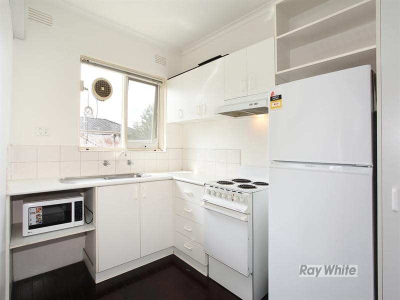 8/13 Ulupna Road, Ormond VIC 3204