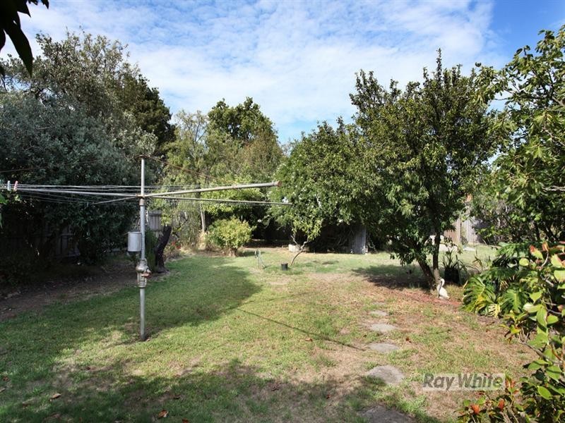 46 Calembeena Avenue, Hughesdale VIC 3166