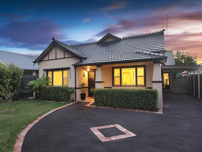 19 Skipton Road, Hughesdale VIC 3166