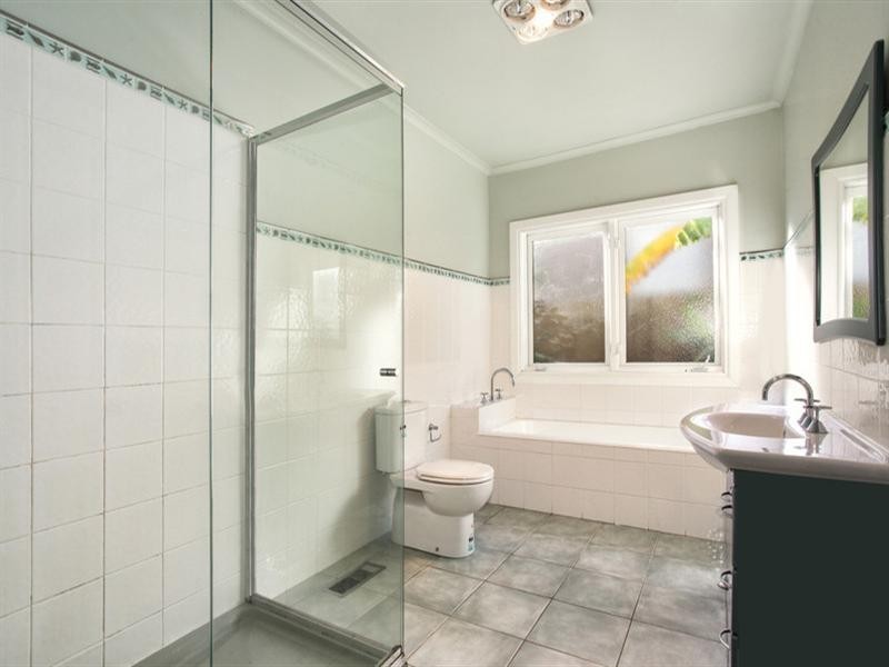 20 Cadby Avenue, Ormond VIC 3204