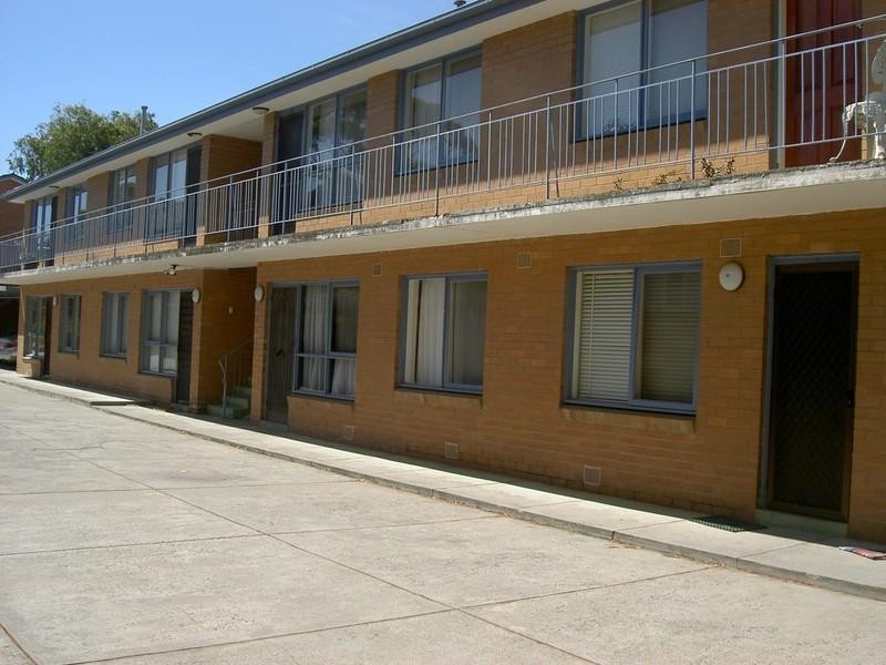 11/214 Kambrook Road, Caulfield VIC 3162