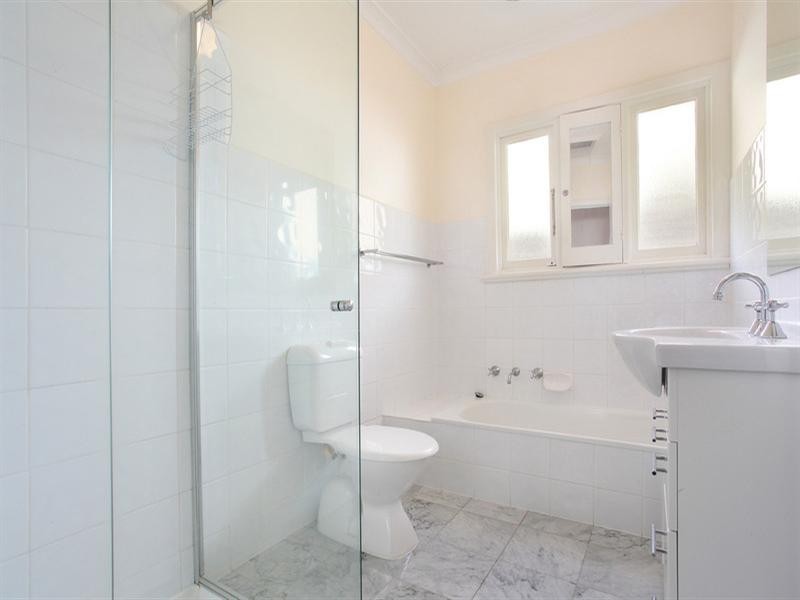 15 Wilmoth Avenue, Carnegie VIC 3163