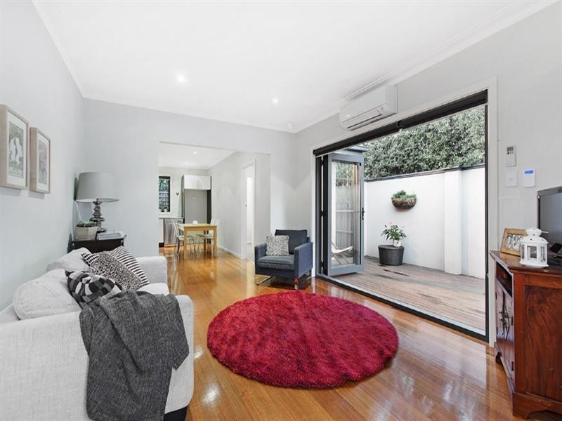 1A Cosy Gum Road, Carnegie VIC 3163