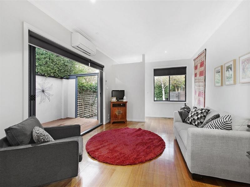 1A Cosy Gum Road, Carnegie VIC 3163