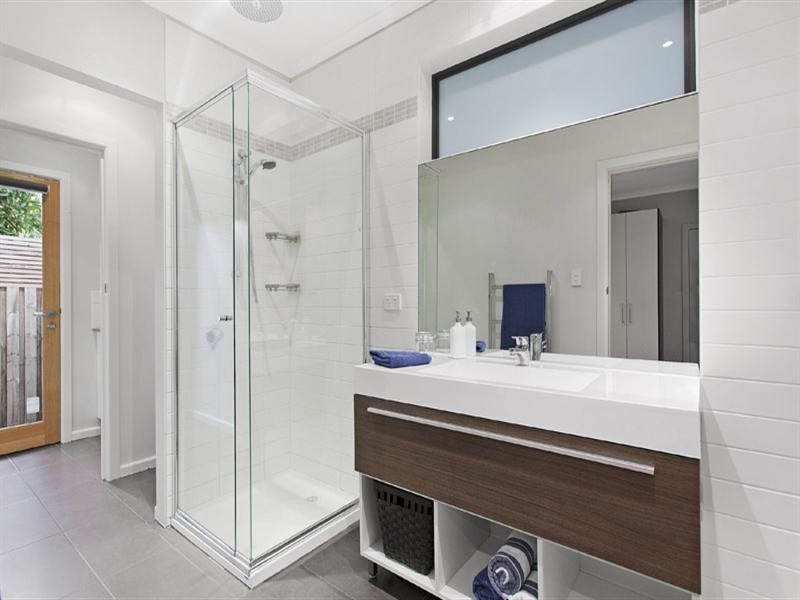 1A Cosy Gum Road, Carnegie VIC 3163