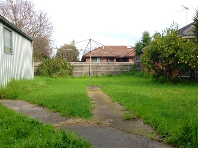 4 Morrison Street, Clayton VIC 3168