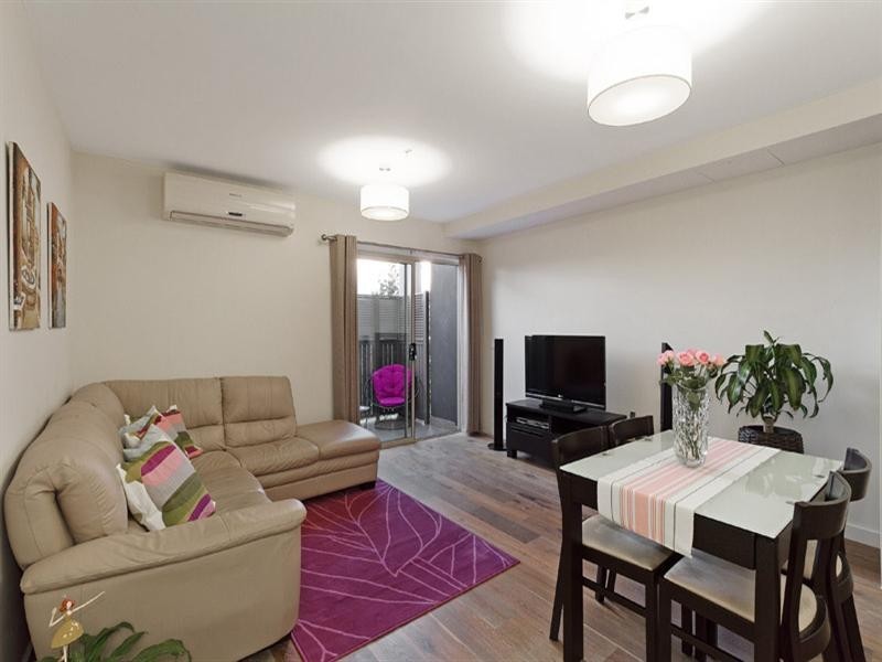 11/314 Neerim Road, Carnegie VIC 3163