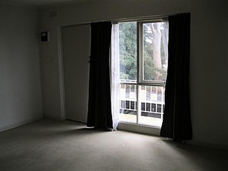 11/30 Oak Grove, Malvern East VIC 3145