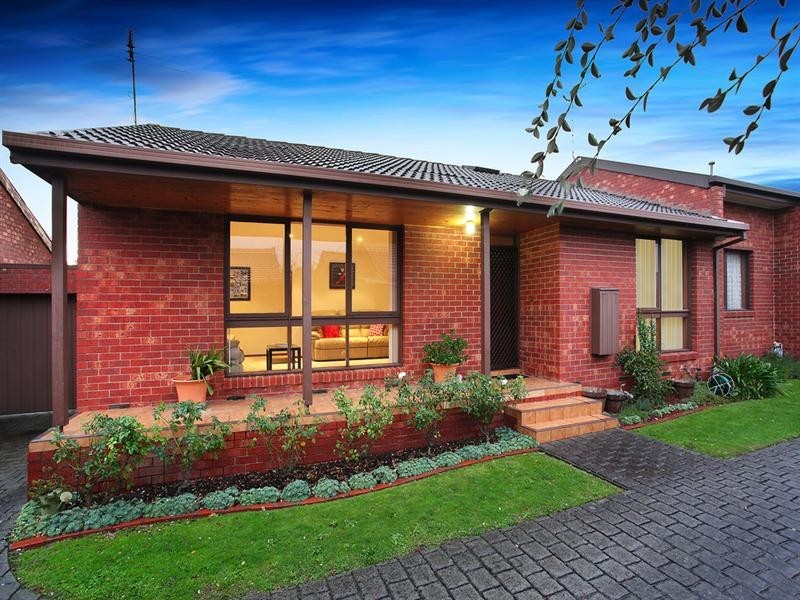 2/19 Gnarwyn Road, Carnegie VIC 3163