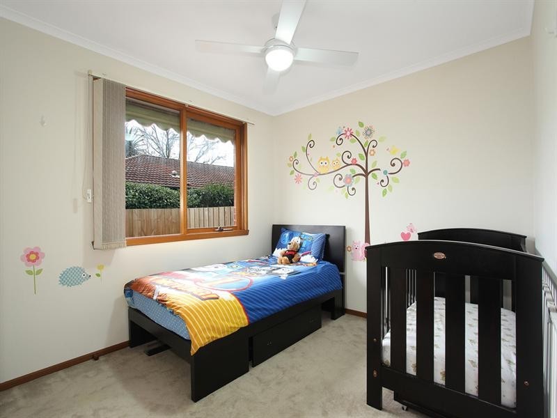 2/19 Gnarwyn Road, Carnegie VIC 3163