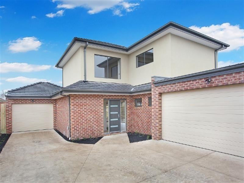 33B Selworthy Avenue, Oakleigh South VIC 3167